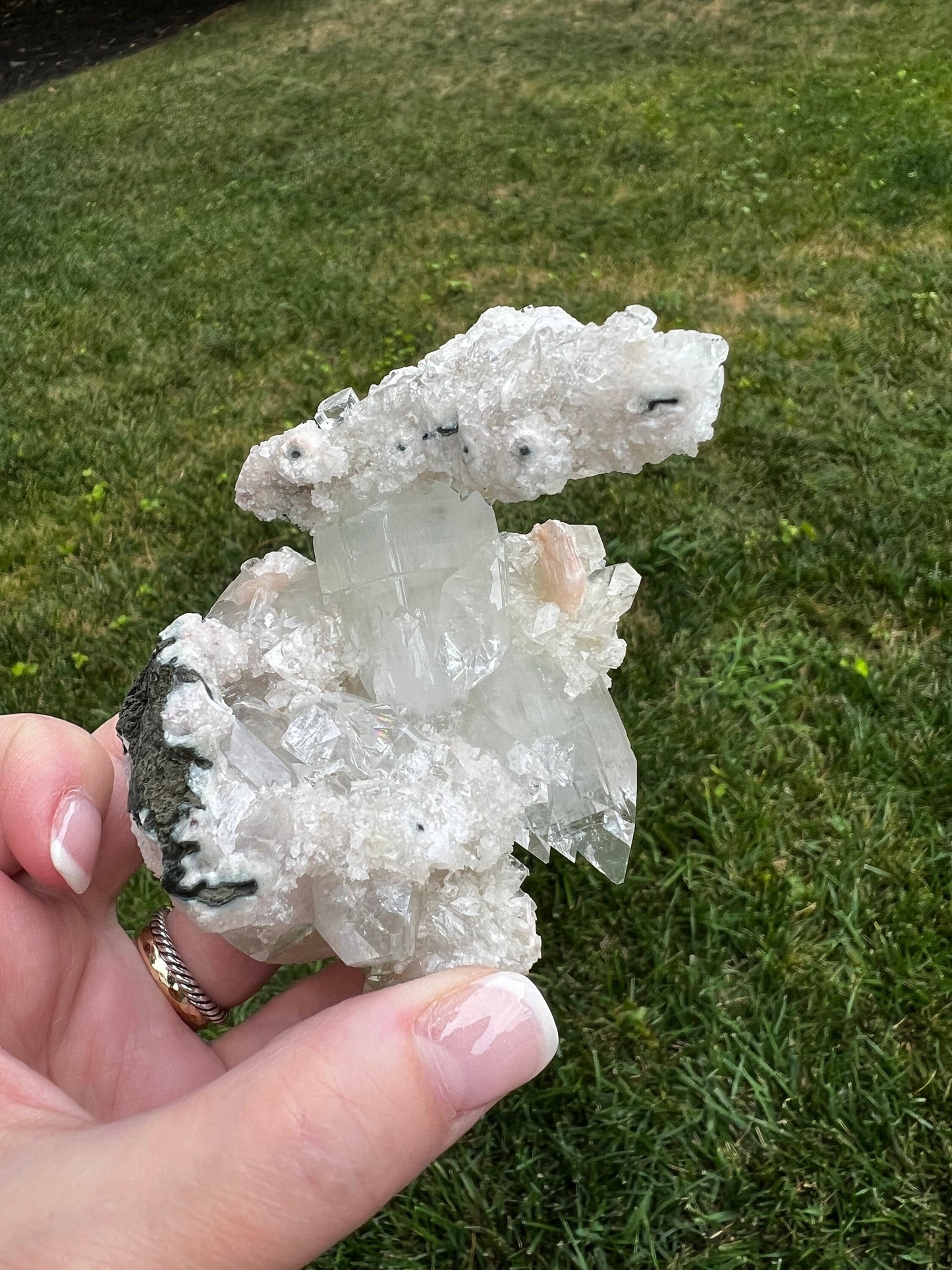 Large Apophyllite Fairy Bed with points like diamonds, new, peach stilbite, high vibration crystals, gifts, altar, 4x2.5”