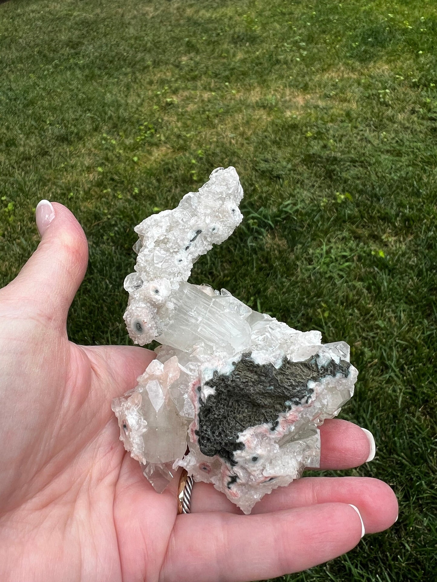 Large Apophyllite Fairy Bed with points like diamonds, new, peach stilbite, high vibration crystals, gifts, altar, 4x2.5”