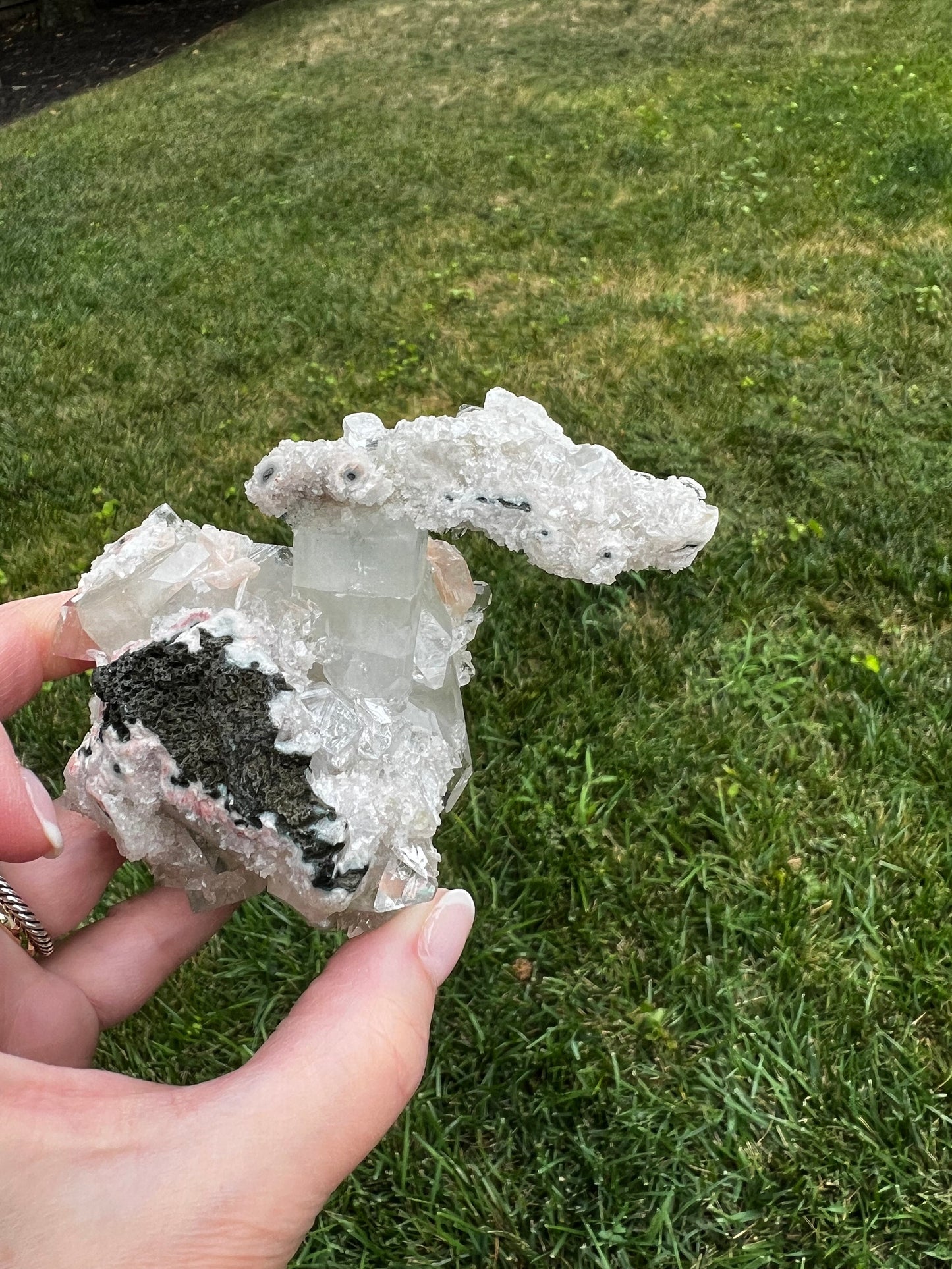 Large Apophyllite Fairy Bed with points like diamonds, new, peach stilbite, high vibration crystals, gifts, altar, 4x2.5”