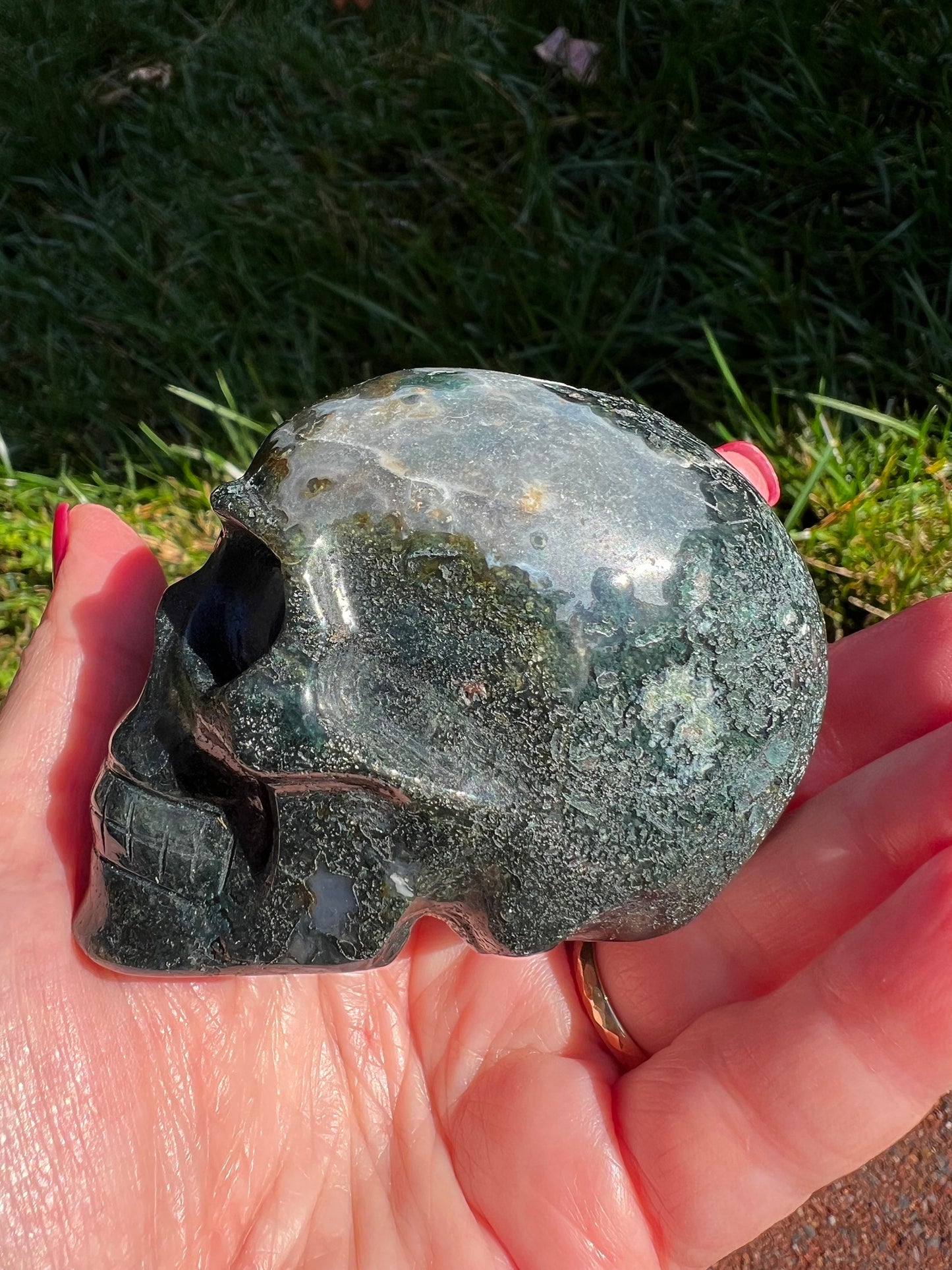 Moss Agate Skull Head, Stunning Carving, 3”, gift, altar, crystal healing, high frequency crystals