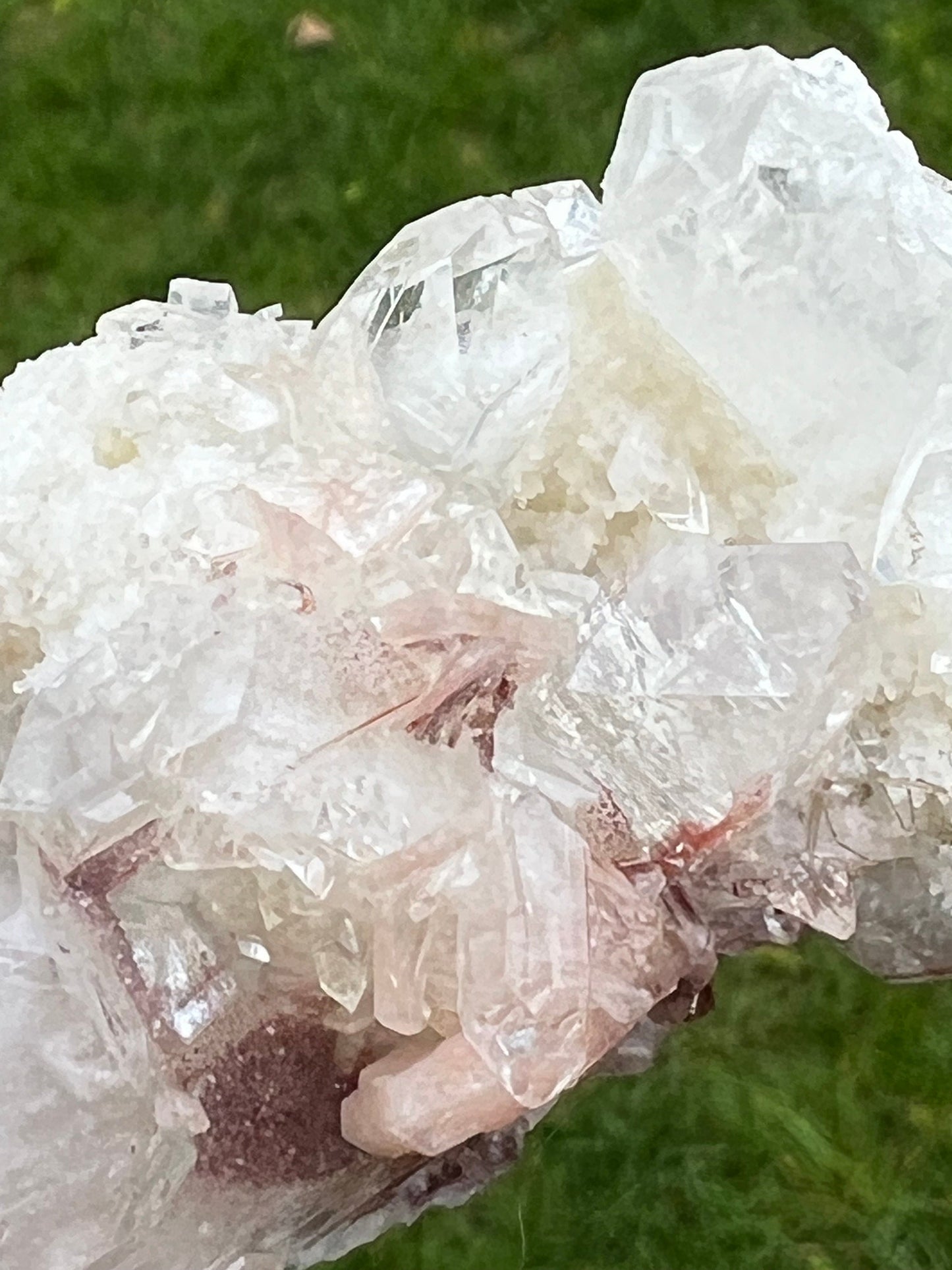 Large Apophyllite Fairy Bed with points like diamonds, new, stalactite eyes, high vibration crystals, gifts, altar, 3.5x1.75”