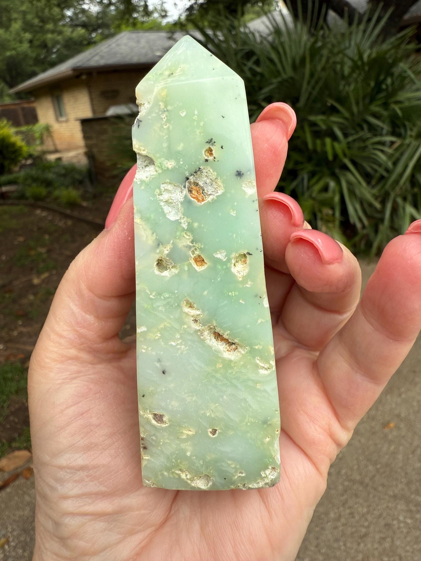 Chrysophase Tower, palm stone, beautiful carving, new, altar, gifts, meditation, high vibration crystals