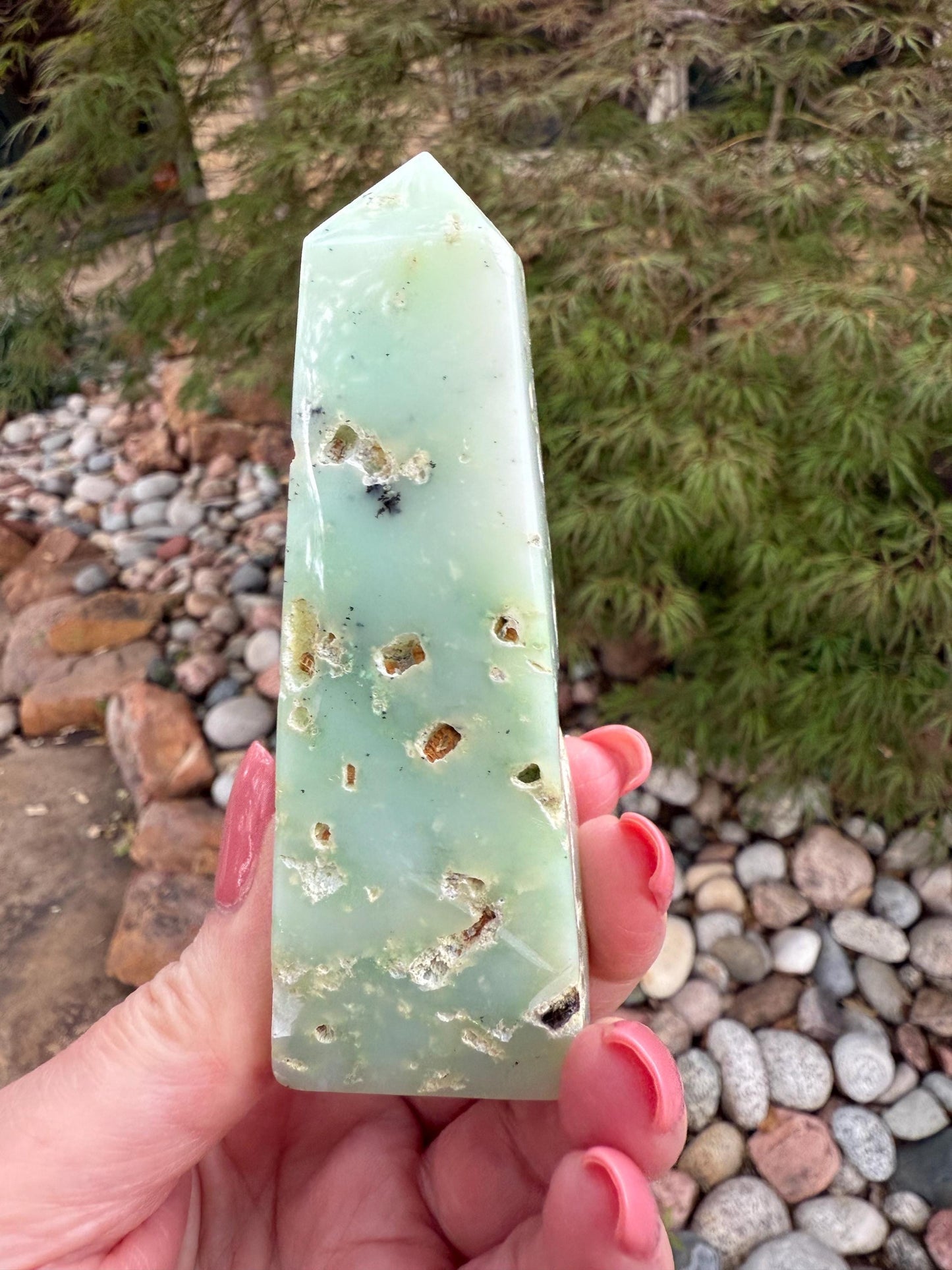 Chrysophase Tower, palm stone, beautiful carving, new, altar, gifts, meditation, high vibration crystals
