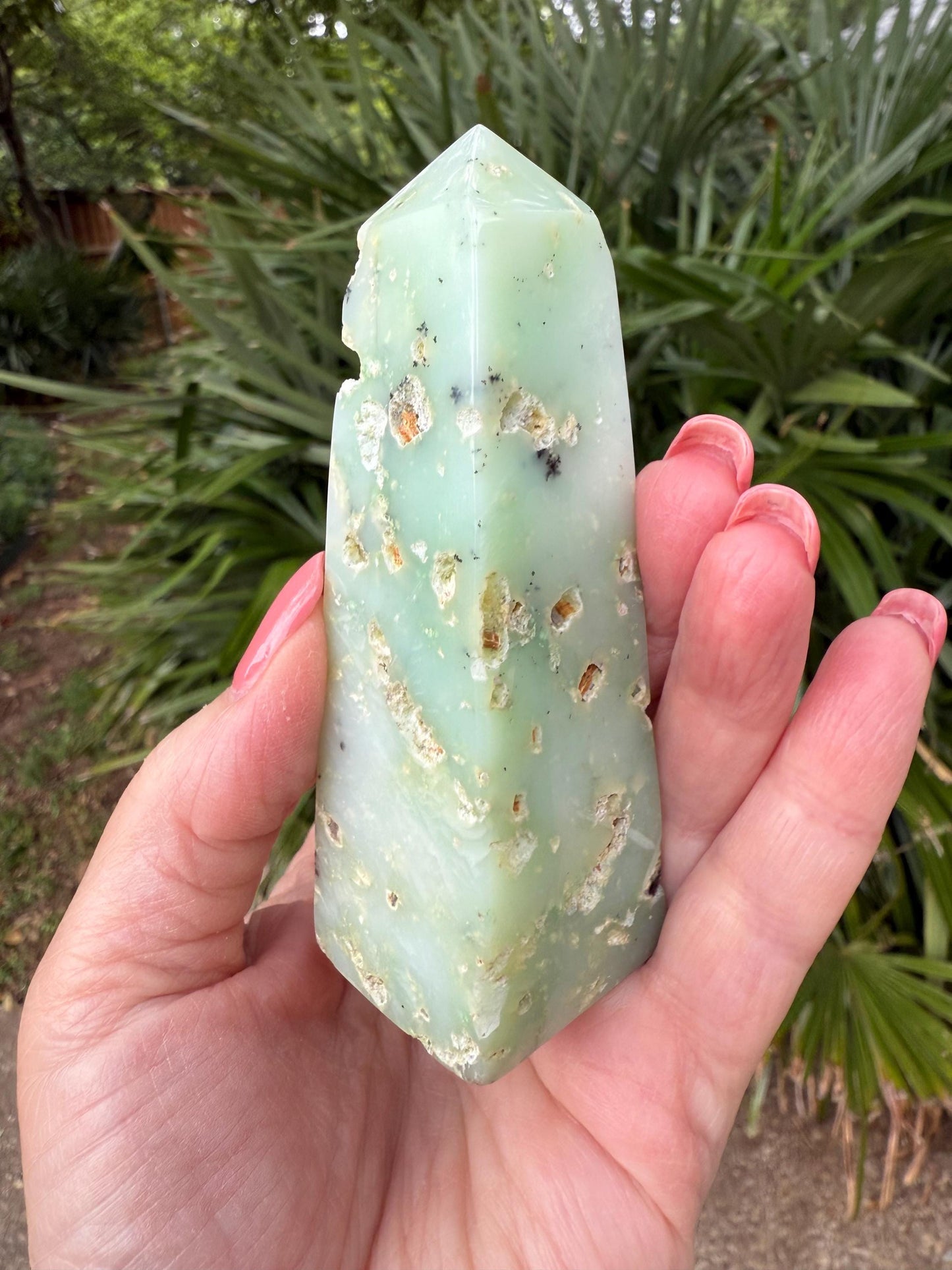 Chrysophase Tower, palm stone, beautiful carving, new, altar, gifts, meditation, high vibration crystals