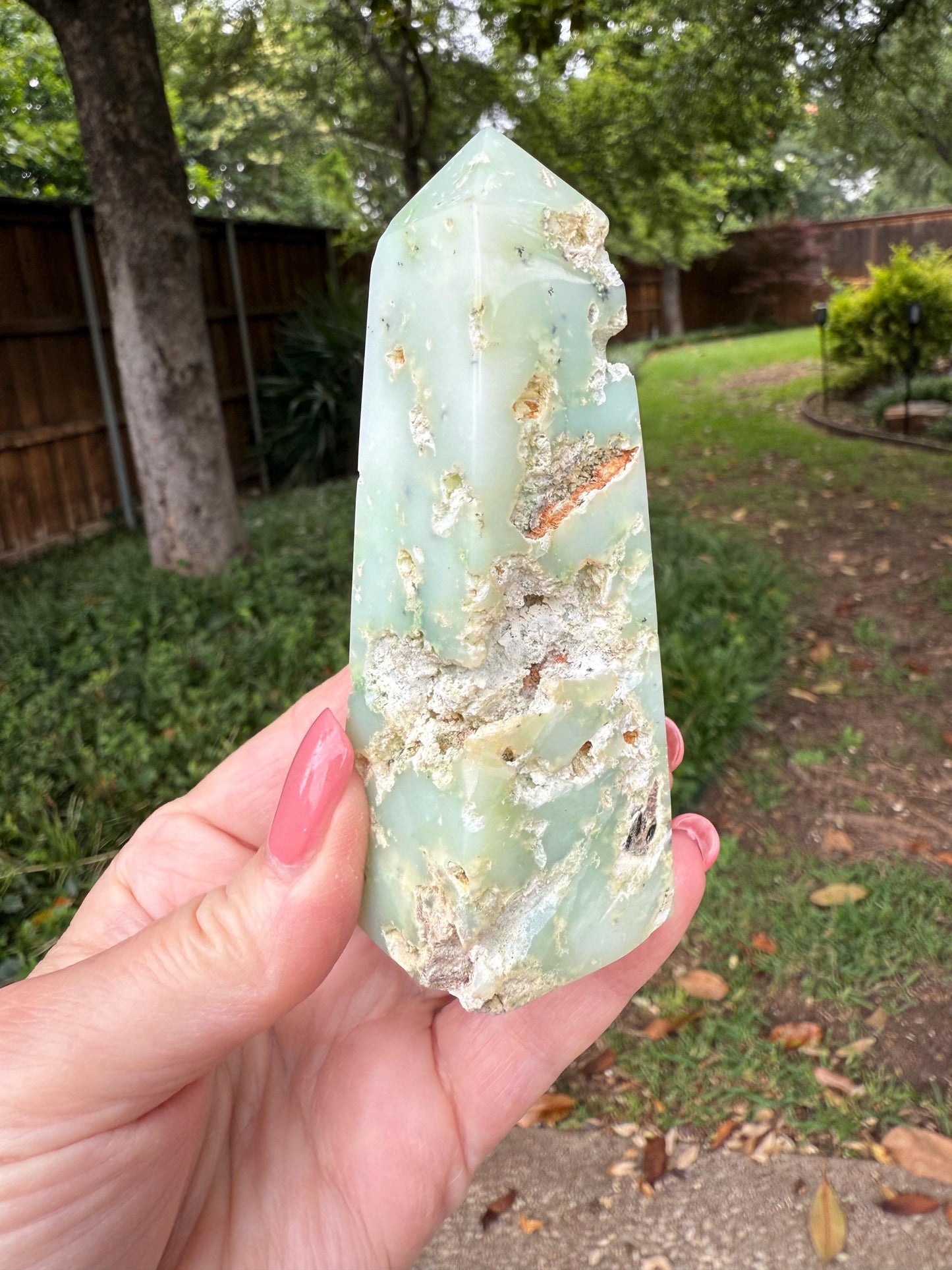 Chrysophase Tower, palm stone, beautiful carving, new, altar, gifts, meditation, high vibration crystals