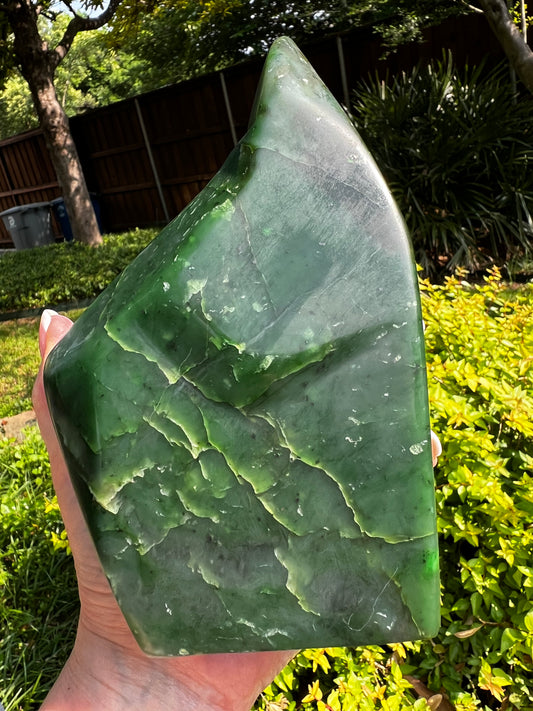 Absolutely gorgeous premium large Nephrite Freeform Statement Piece, 3.10 pounds, 6.5”