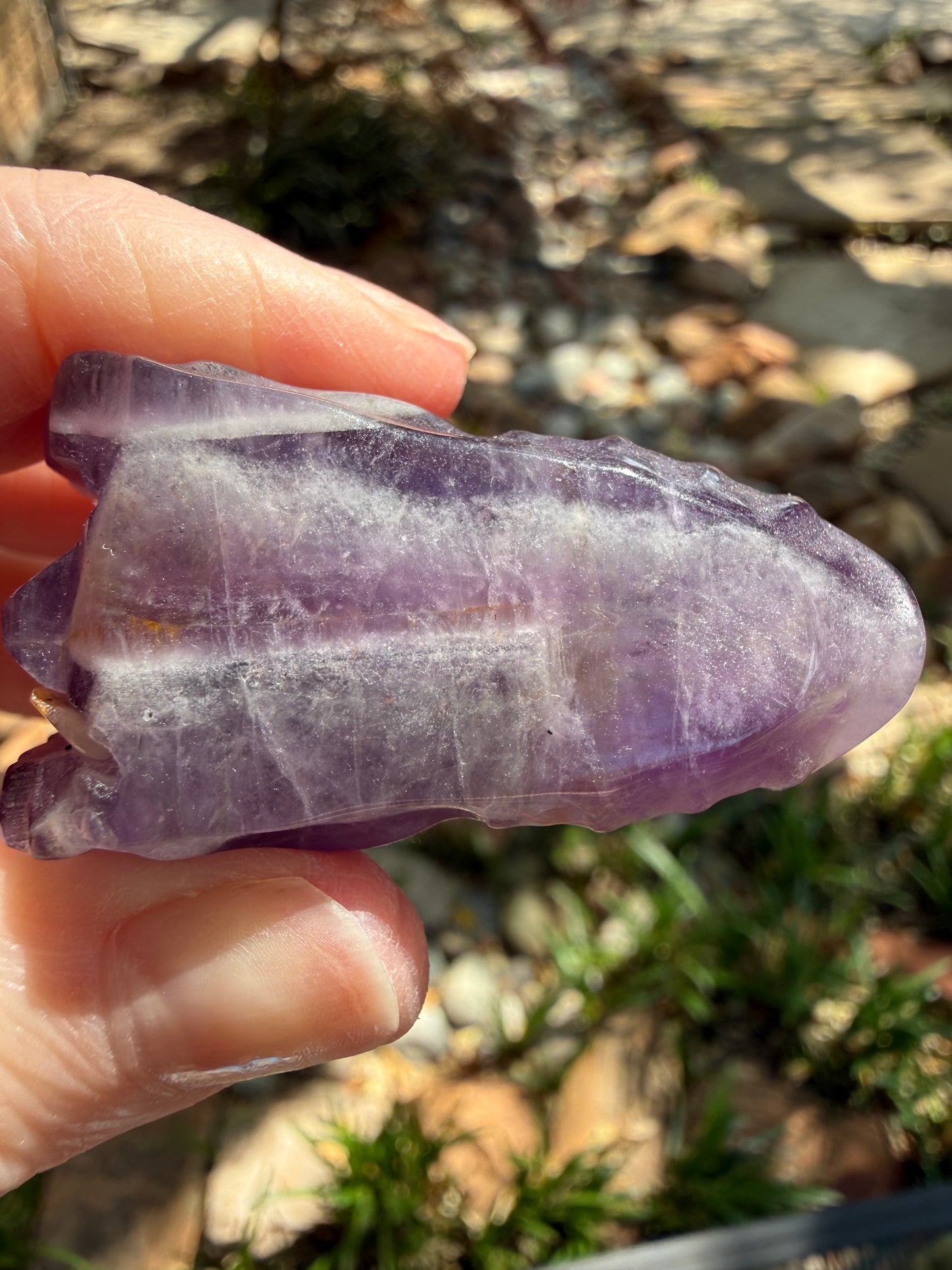 Chevron Amethyst Dragon, 2”, beautiful carving