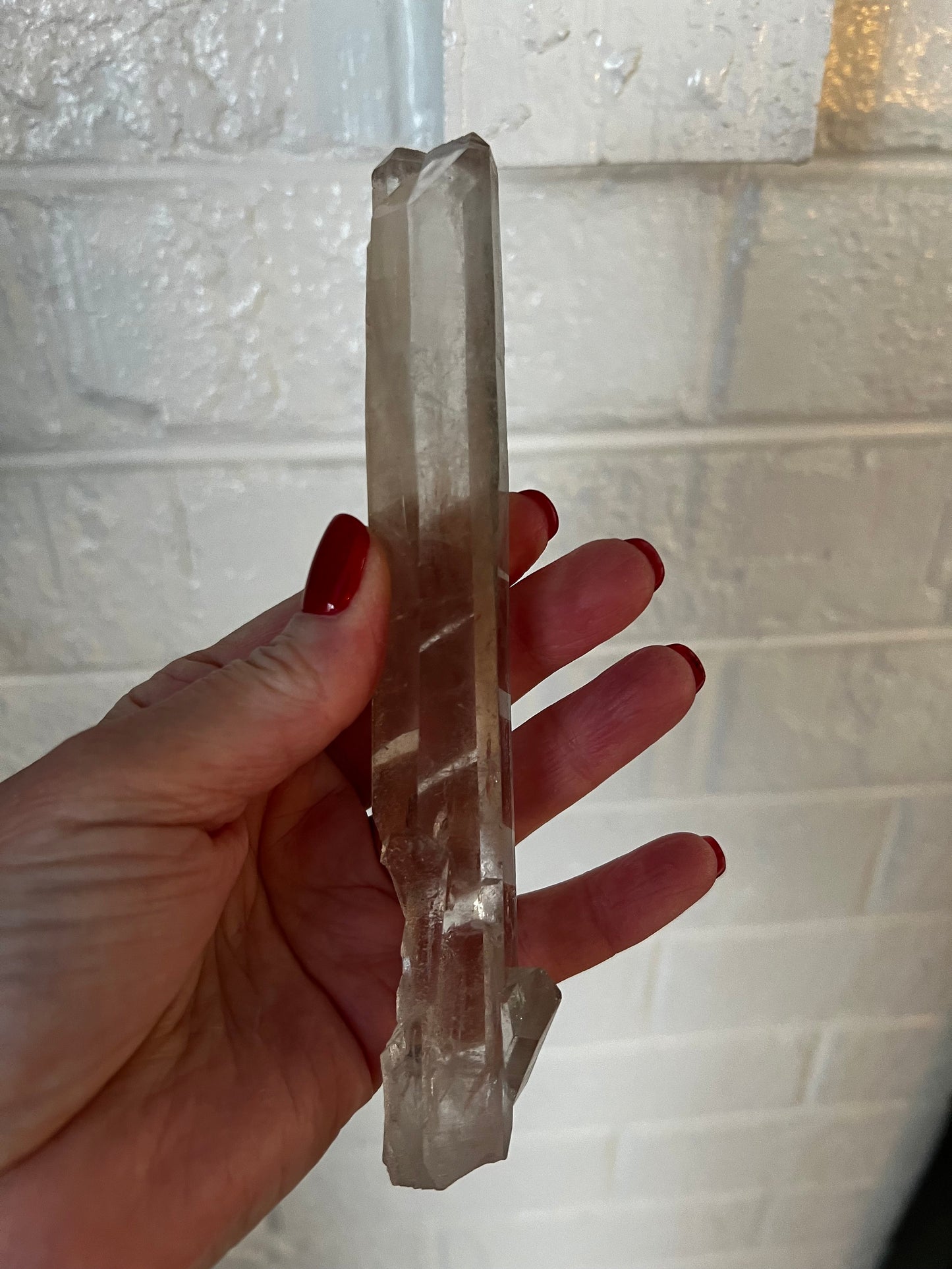 Laser Singing Lemurian 6.5”, with crown bottom, New, 126 grams, gift, altar, high vibration crystals