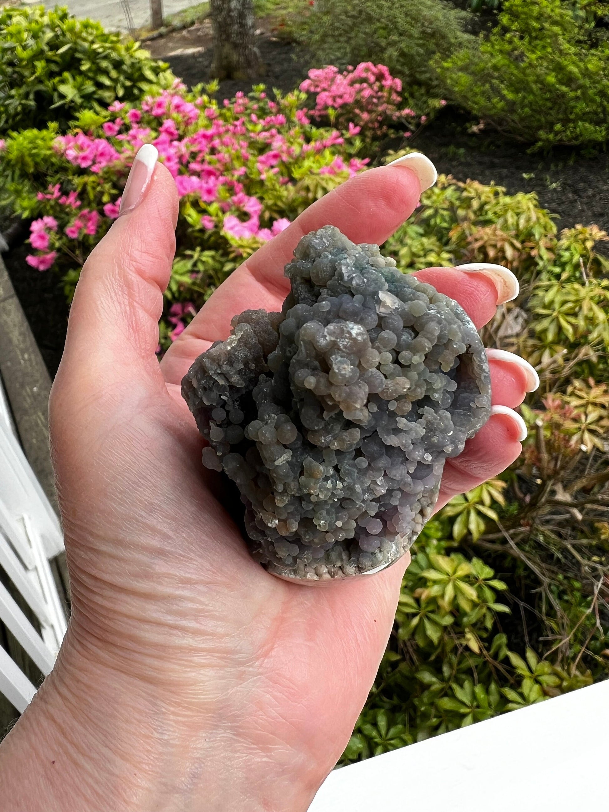 Druzy Grape Agate Egg, 3.5”, new, gifts, altar, high vibration crystals, crystal healing sessions