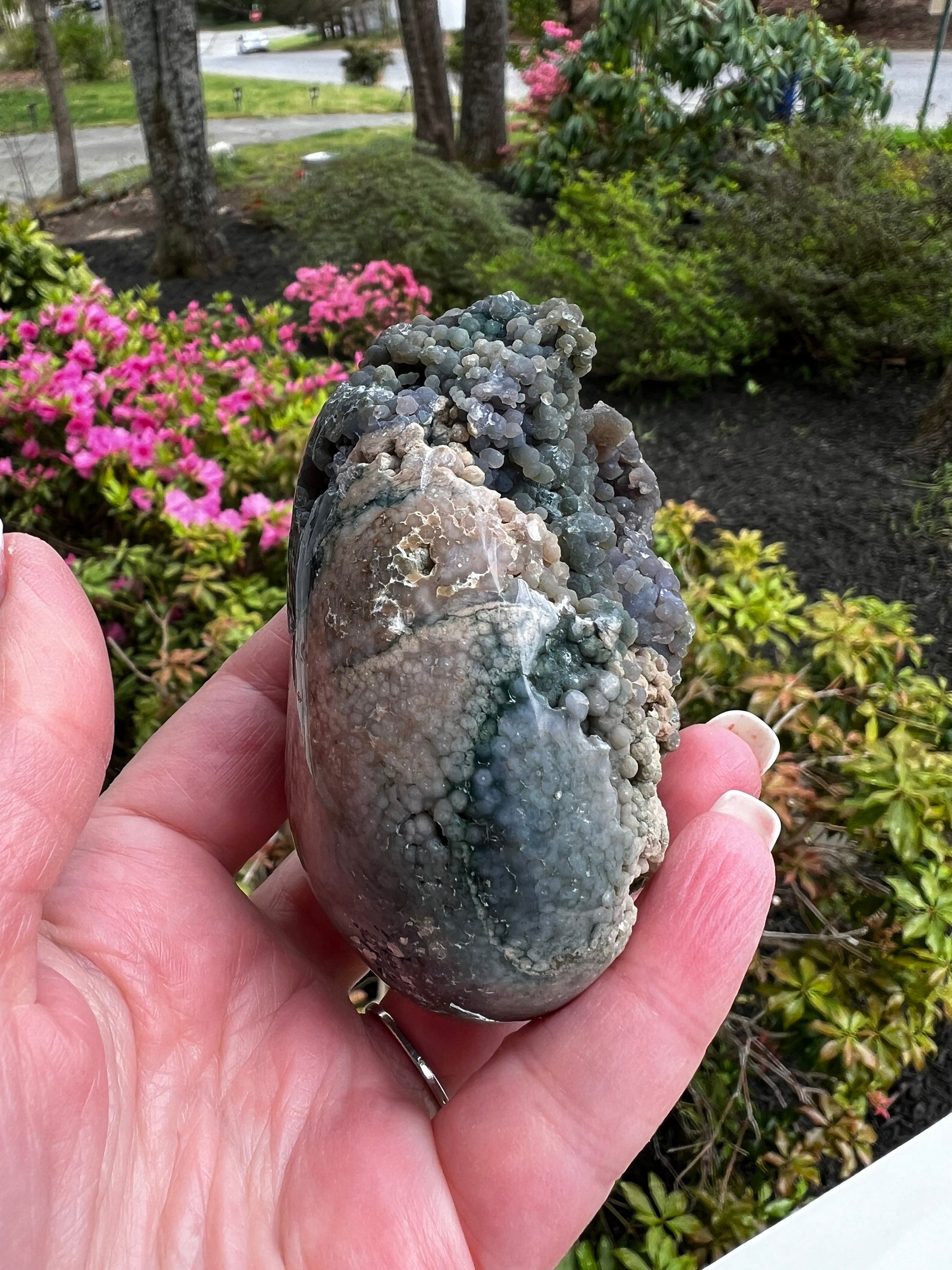 Druzy Grape Agate Egg, 3.5”, new, gifts, altar, high vibration crystals, crystal healing sessions