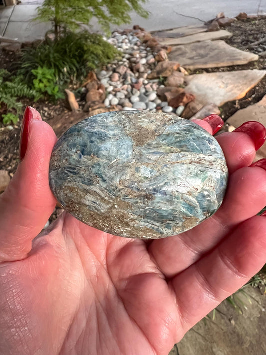 Blue Kyanite Palm, new, gifts, crystal healing, high vibration crystals