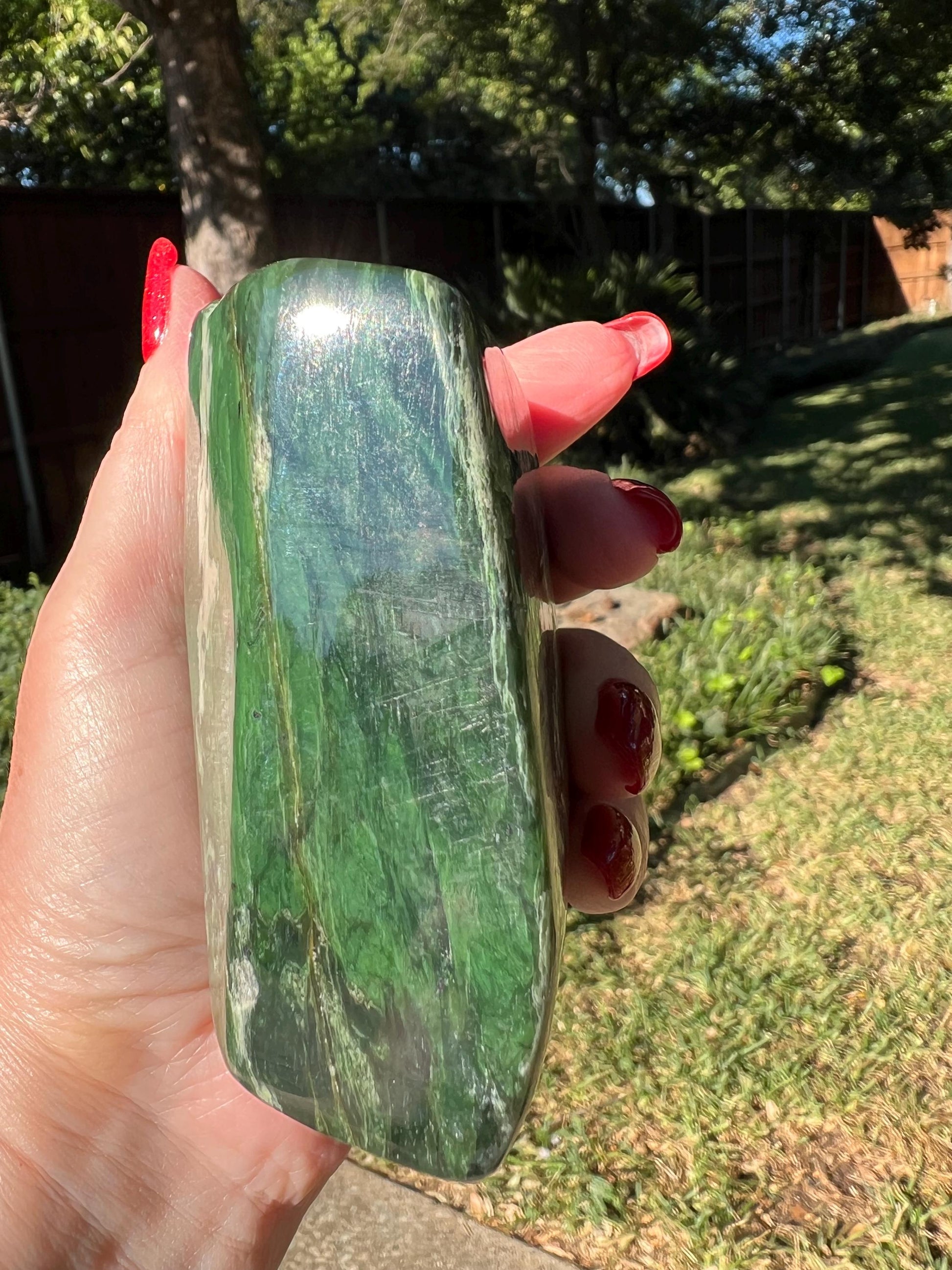 Absolutely gorgeous premium large Nephrite Freeform Statement Piece, 1.4.4 pounds, 3.25”