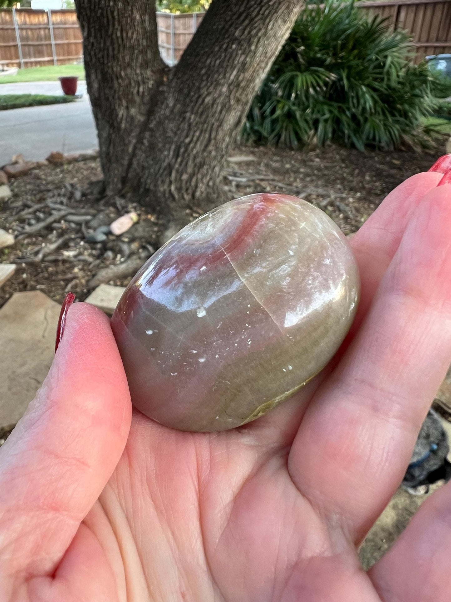 Banded Onyx Palm, new, gift, altar, crystal healing practice, 2”x1.5”