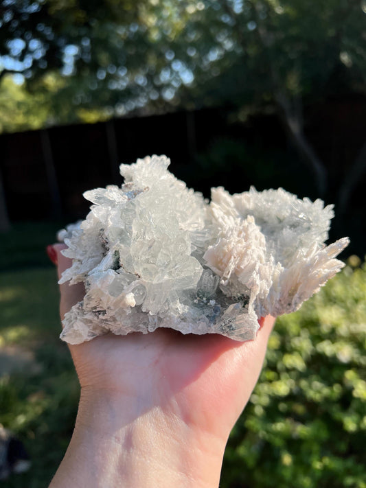 Crystal Calcite Flower, AAA grade raw flower, natural, Crystals, crystal healing, specimen, high vibration healing sessions, 1,8.4 lbs