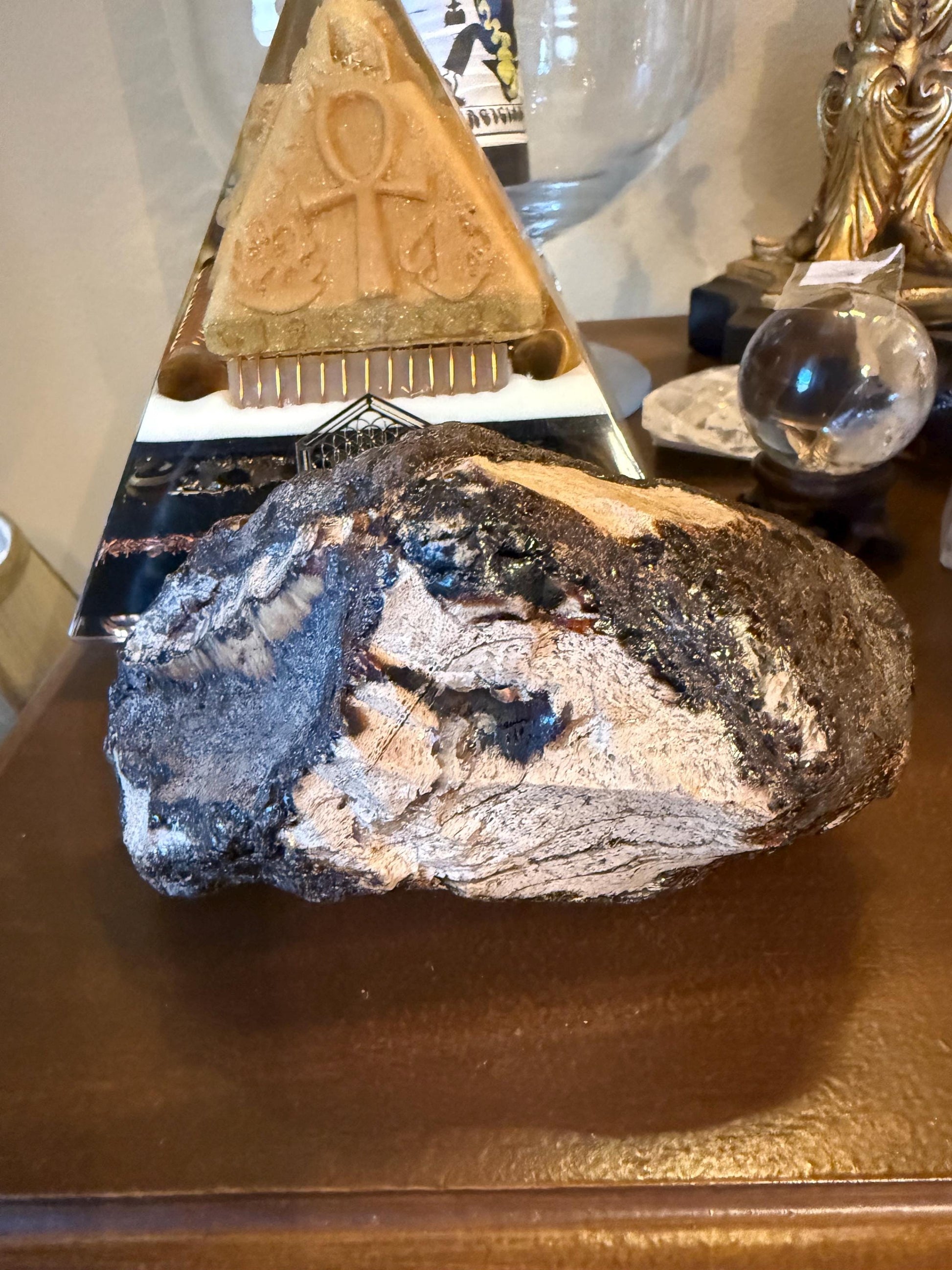 Large raw amber, Glorious Beautiful Amazing Color, altar, gift, new, 5.5”, healing crystals