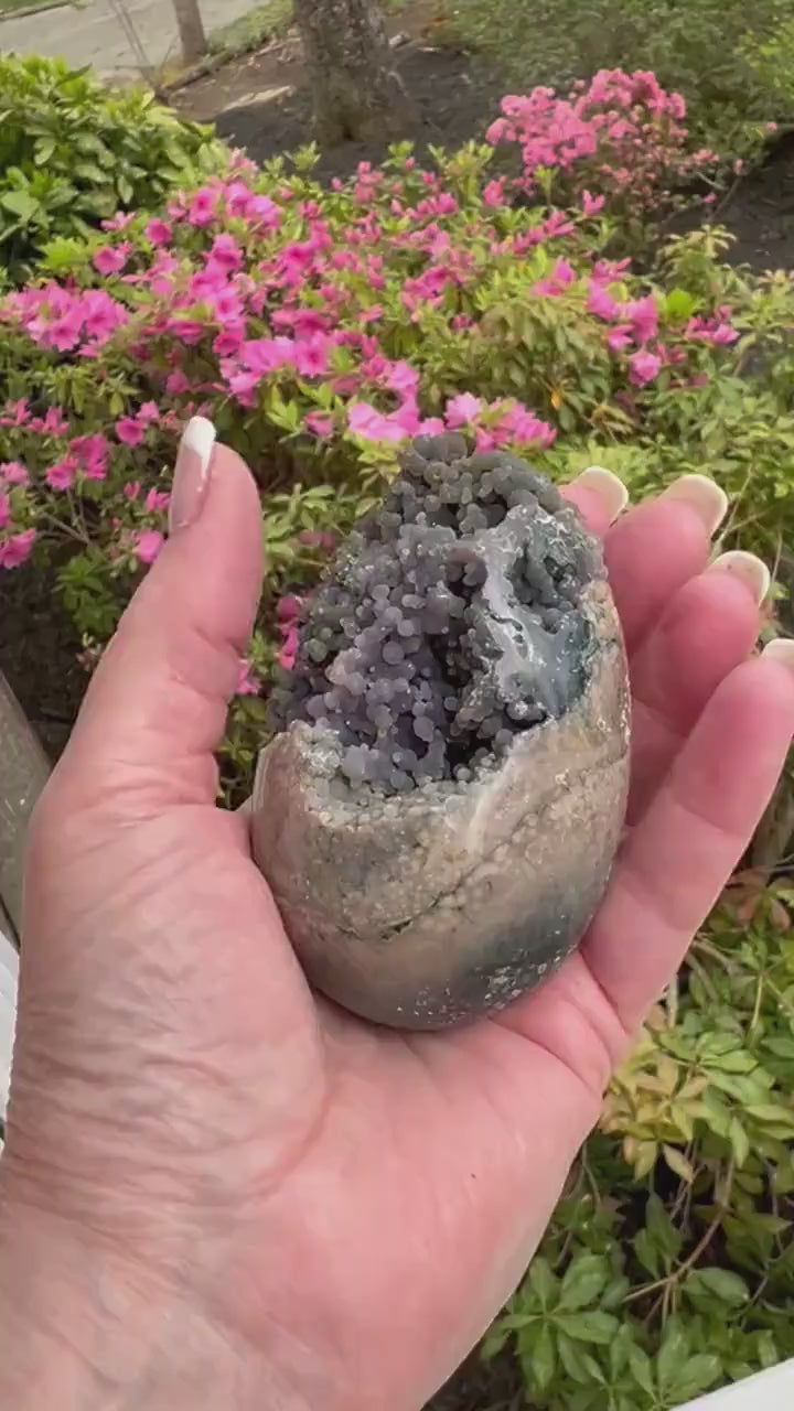 Druzy Grape Agate Egg, 3.5”, new, gifts, altar, high vibration crystals, crystal healing sessions