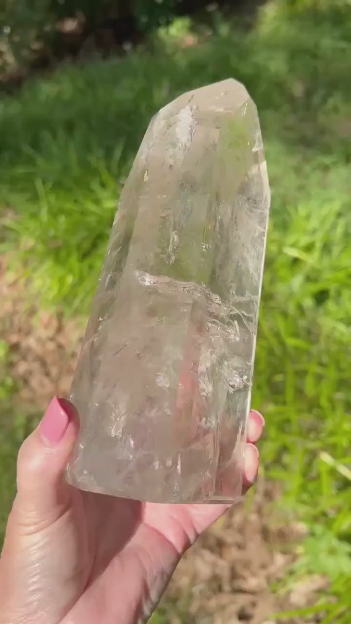 Lemurian Quartz Tower Museum Quality, new, rainbows, fine Lemurian healing, magick crystal, 3 pounds, 7.3”